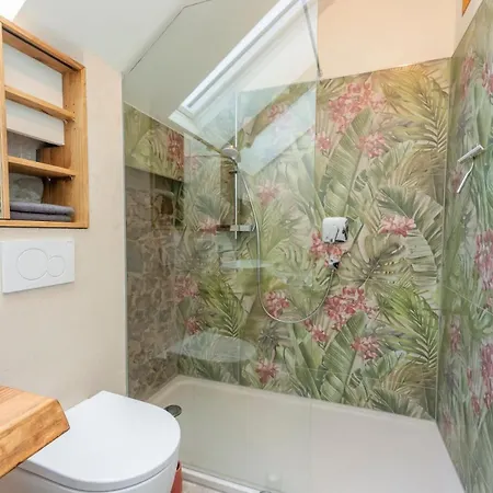 דירה Hexenburgbeidresden Mit Fasssauna 4 Raum Architektengaleriewohnung Mit Whirlwanne, Kamin, Balkon-naehe Saechsische Schweiz Dresden *