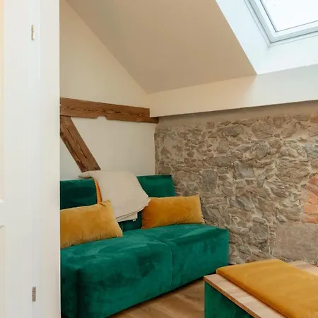 Grosse Galeriewohnung Mit Whirlpool, Kamin & Fasssauna - Hexenburg Bei Dresden * Großharthau
