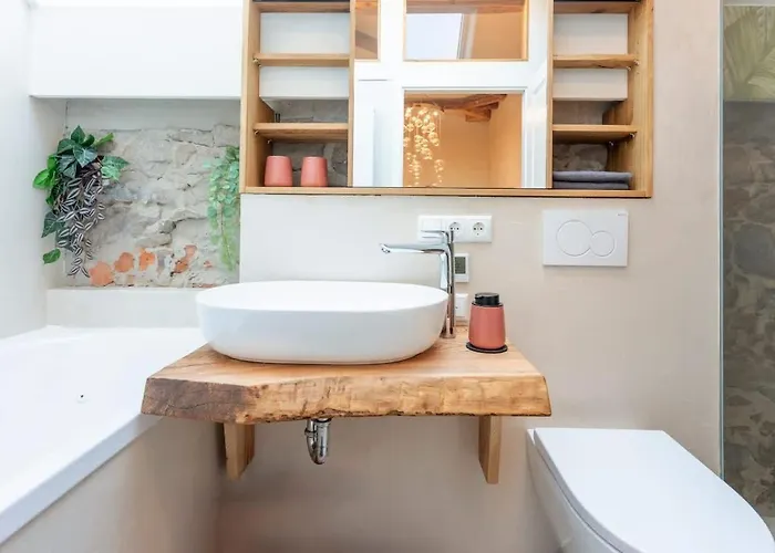 Hexenburgbeidresden Mit Fasssauna 4 Raum Architektengaleriewohnung Mit Whirlwanne, Kamin, Balkon-naehe Saechsische Schweiz Dresden