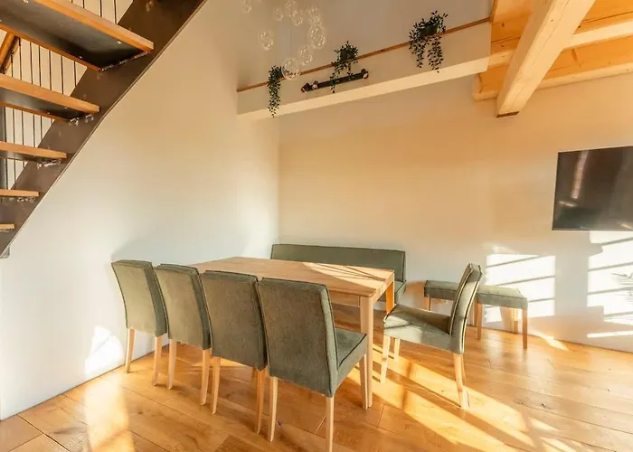 Hexenburgbeidresden Mit Fasssauna 4 Raum Architektengaleriewohnung Mit Whirlwanne, Kamin, Balkon-naehe Saechsische Schweiz Dresden *