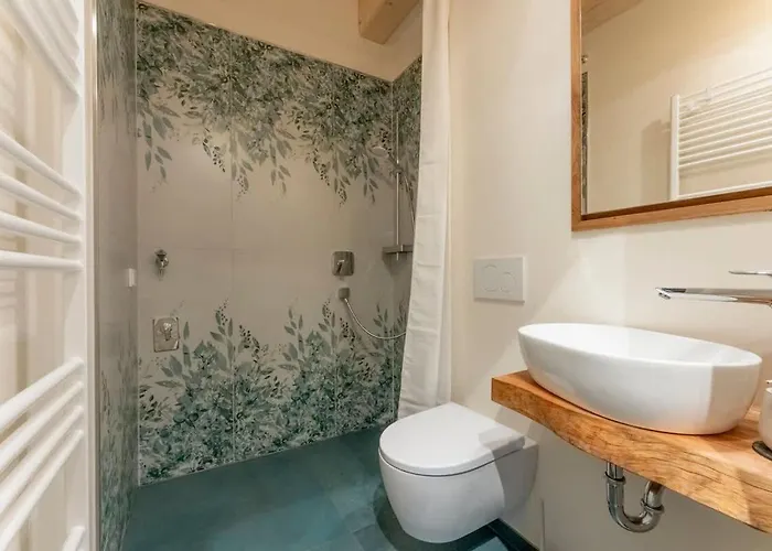 Hexenburgbeidresden Mit Fasssauna 4 Raum Architektengaleriewohnung Mit Whirlwanne, Kamin, Balkon-naehe Saechsische Schweiz Dresden アパート