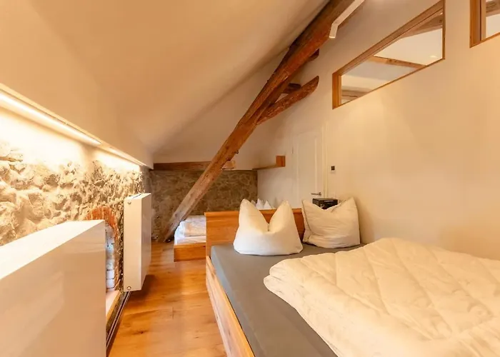 アパート Hexenburgbeidresden Mit Fasssauna 4 Raum Architektengaleriewohnung Mit Whirlwanne, Kamin, Balkon-naehe Saechsische Schweiz Dresden *