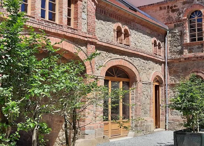 アパート Hexenburgbeidresden Mit Fasssauna 4 Raum Architektengaleriewohnung Mit Whirlwanne, Kamin, Balkon-naehe Saechsische Schweiz Dresden *